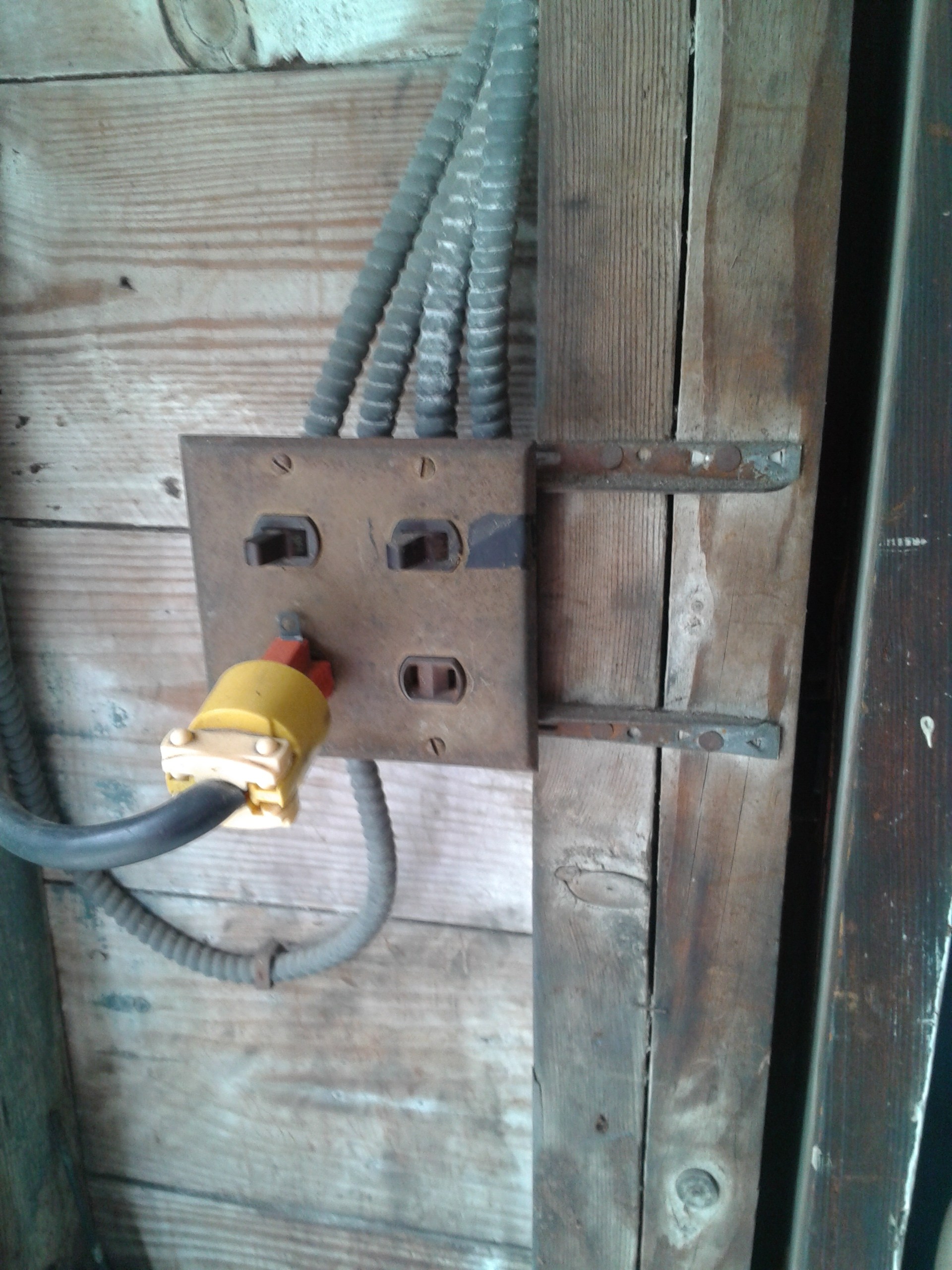 Why Extension Cords are Dangerous in Riverside, CT